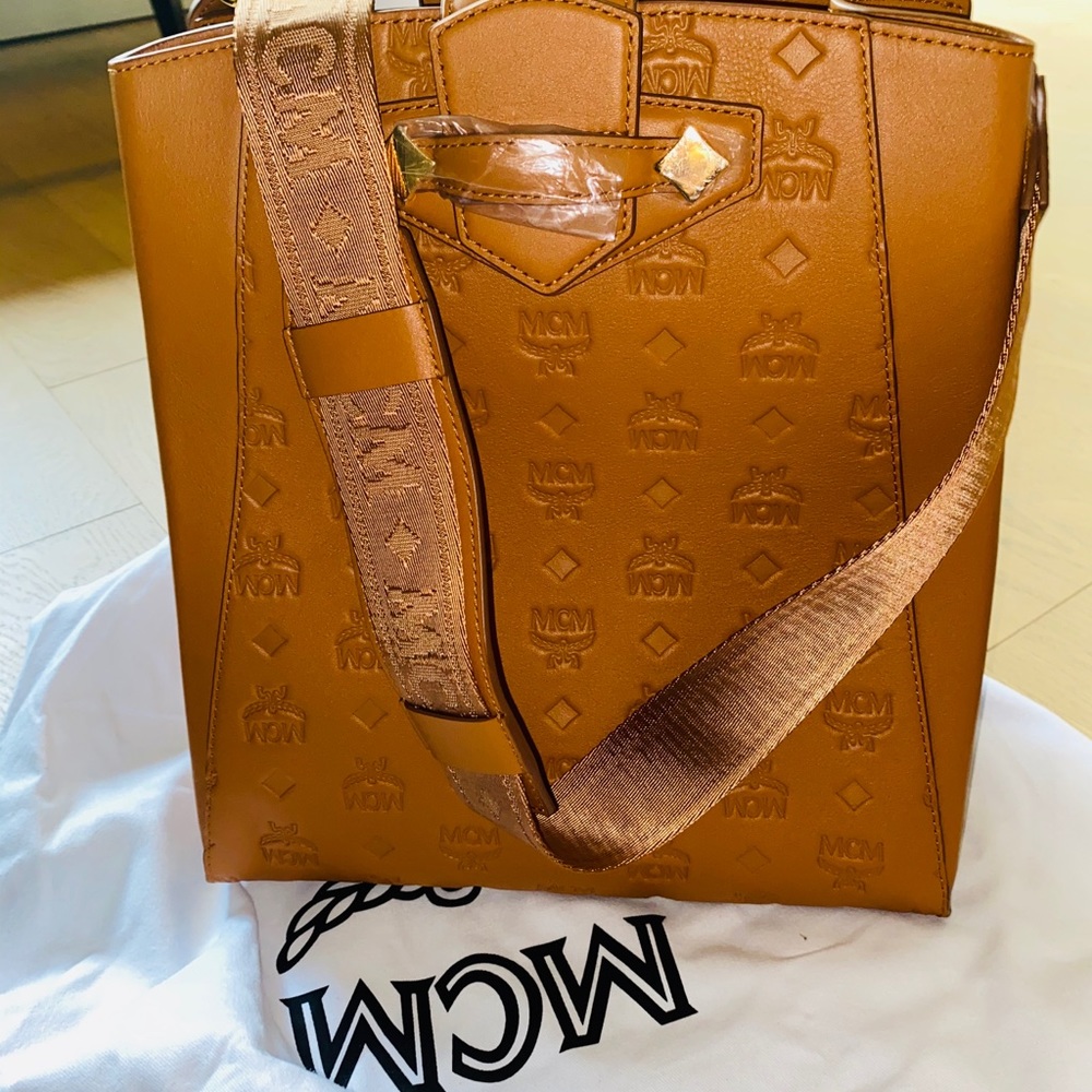 MCM Essential Bucket Bag
